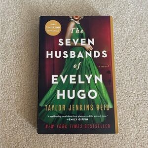 The Seven Husbands of Evelyn Hugo Book